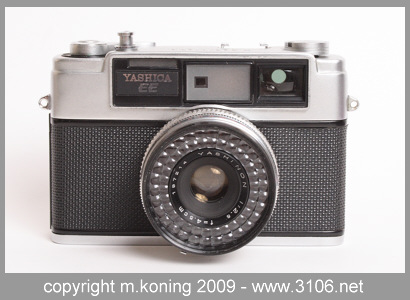 Yashica EE