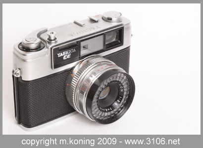 Yashica EE